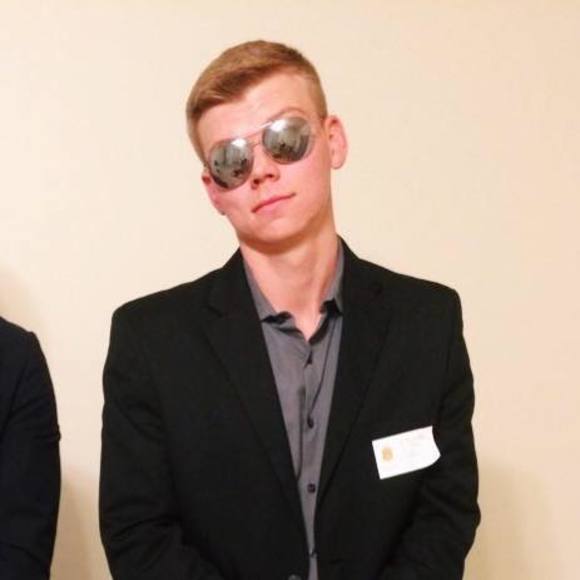 Meet your Posher, Kyle - Picture 1 of 1